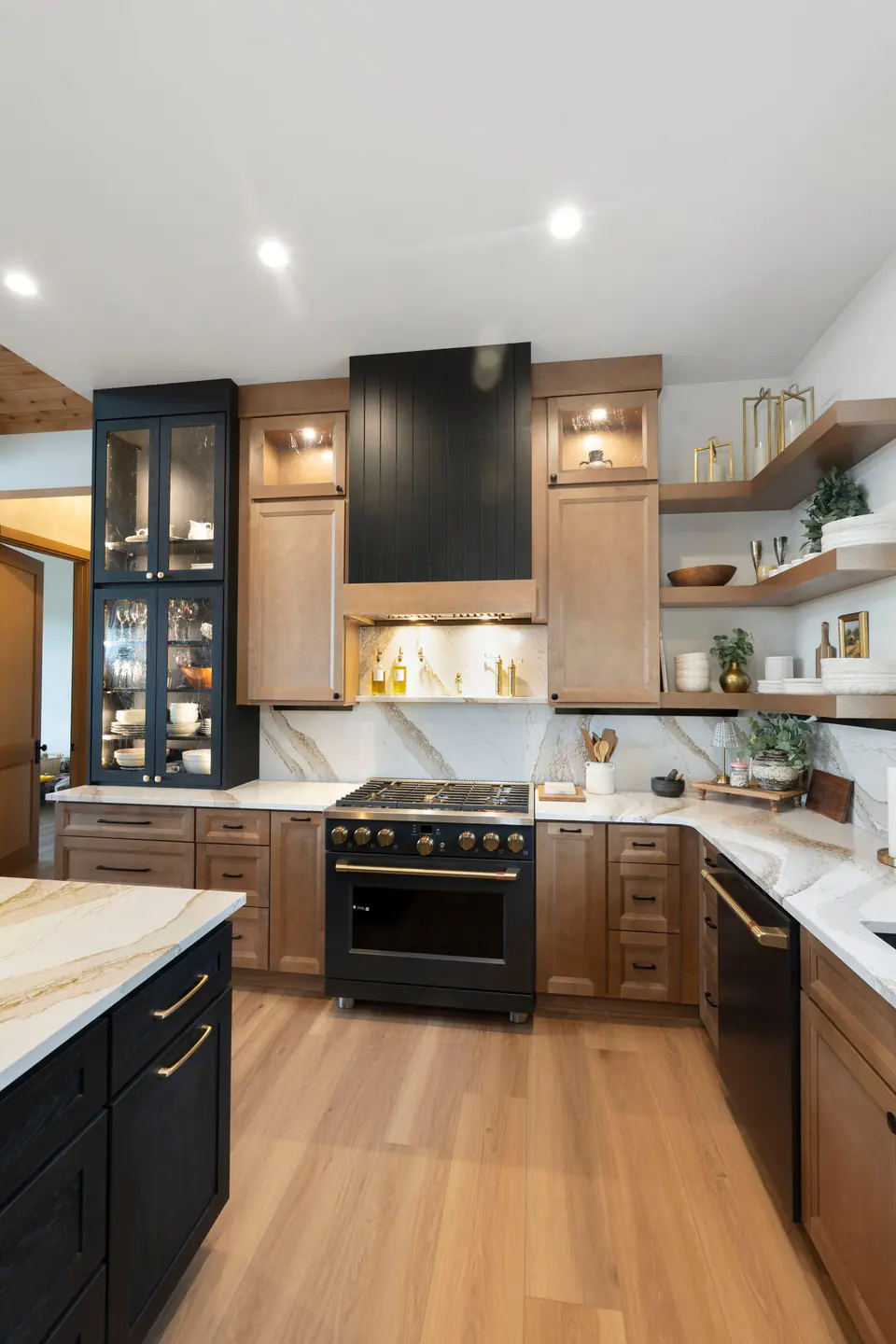 Range hood detail 08